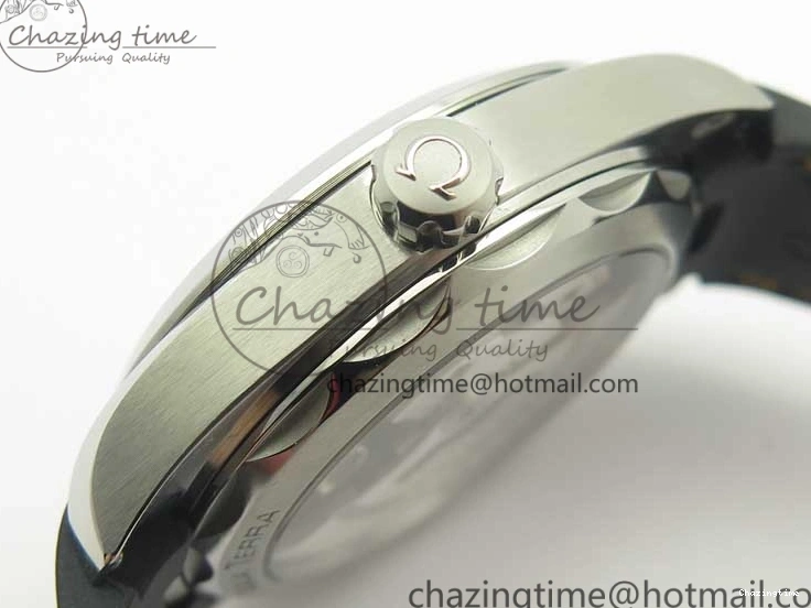 0411 SmoothTexture Aqua Terra 150M Master Chronometers VSF 1:1 Best Edition White Dial Orange Hand on Black Rubber Strap A8900 Super Clone 8011